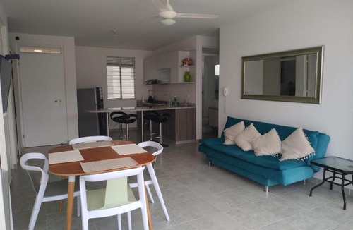 Girardot Apartment | Apartamento vista a la montaña