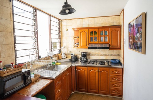 La America Apartment | Apartment in Colonial House I Laureles I Quiet Street