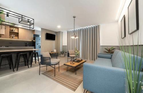 El Poblado Apartment | Apt in el Poblado, walkable area with parking 215