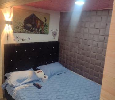 Cali Apartment | APT TRES personas a 7 mnt terminal centro eventos v del pacfco sameco 300 mts del Orquideorama sena Base Aerea D1 chipichape unico