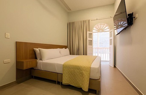 Centro Apartment | Apt with balcony in the Historic Center - Zaher G