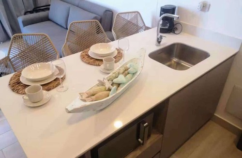 Historic Center Apartment | Apto Nuevo Vista al Mar, Rooftop, Jacuzzi, Piscina