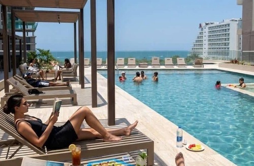 Historic Center Apartment | Apto Nuevo Vista al Mar, Rooftop, Jacuzzi, Piscina