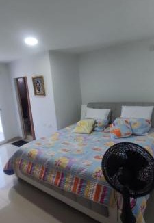 Comuna 3 Apartment | Apto Santa Marta