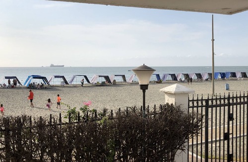 Papare Condo | Beach Front Condo on Private Resort Beach