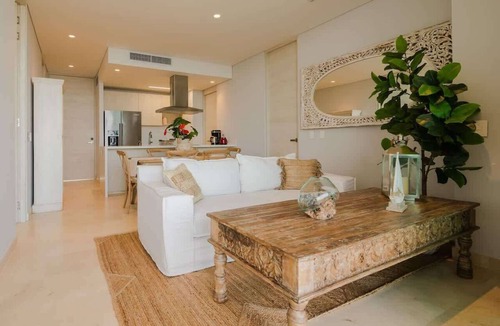 Porto Nao Apartment | Beachfront escape w/private BBQ & pool