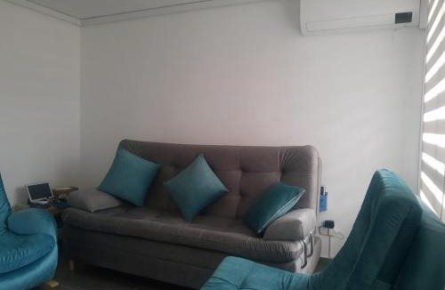 Ibague House | Beautiful Cozy House - Hermosa Casa Acogedora