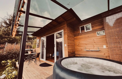 Medellin Ski Chalet | BeHappy Glamping