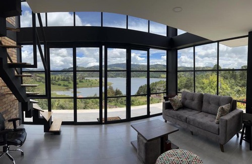 Choconta House | Bella construcción con la mejor vista del Sisga