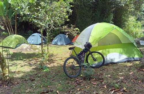 San Francisco Other | Bosque y río - Zona de camping en San francisco