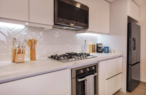El Poblado Apartment | Brand-NEW 2-bedroom apartment in Manila