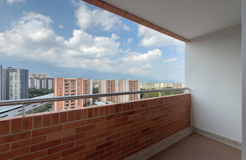Ibague Apartment | Breezy Ibagué Apt . 3 Beds, 2 Baths & Parking