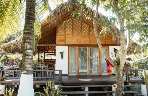 Monitos Cabin | Brisas del Mar, Moñitos, Colombia