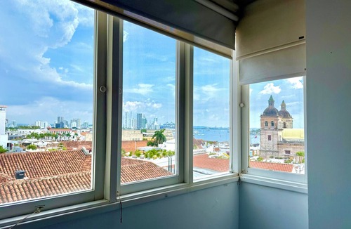 Centro Apartment | by Calamari.Homes - Plaza de Bolivar - Sea View - Walled City