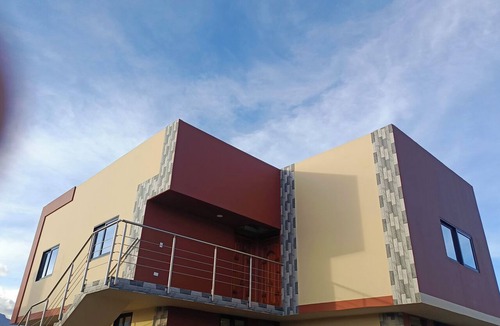 Duitama House | Cómoda y moderna casa en los campos de Boyacá - Colombia