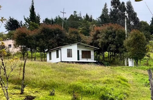 Tilata Cabin | Cabaña campesina en la montaña del Sisga
