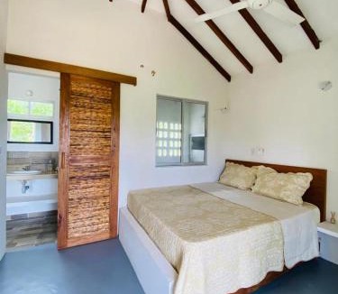 Tolu House | Cabaña cerca al Mar con Pisicina y AC en Tolú