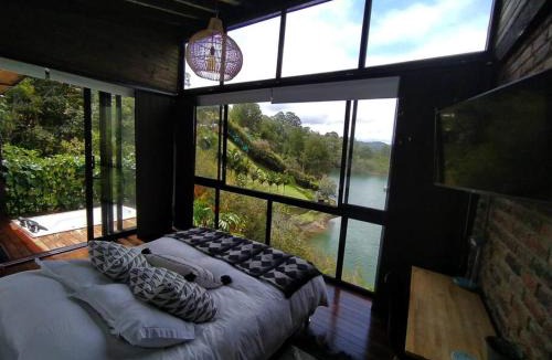 El Penol Ski Chalet | Cabaña con jacuzzi y acceso al embalse - Portum II