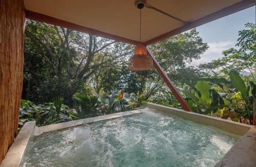 Sopetran Villa | Cabaña El Mamoncillo - Jacuzzi Privado con Calefacción y Malla Catamarán - Cerca a Medellín
