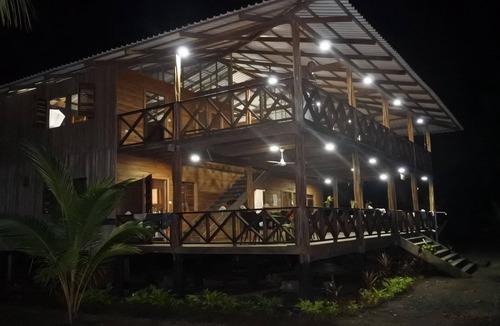 Bahia Solano House | Cabaña Kirita