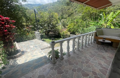 Ibague House | CaFe Cabaña