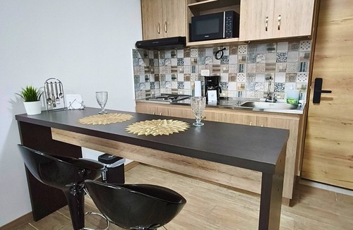 Cali Apartment | Cali, Colombia. Loft en zona exclusiva Miro Living 809