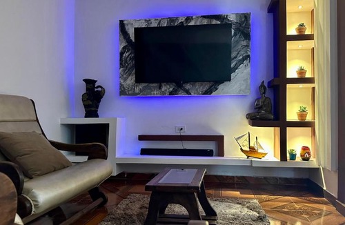 La Union House | Casa comoda con aire y garaje en La Union Valle