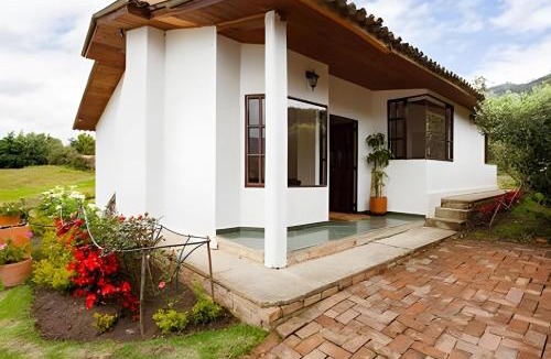 Subachoque House | Casa con huerto orgánico.