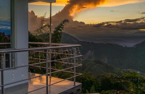 Manizales Apartment | Casa con vista a la montaña en Manizales