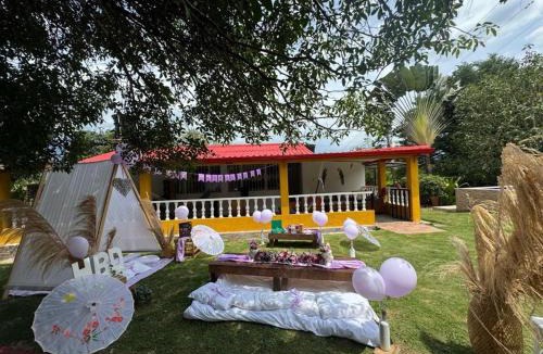 Granada House | CASA DE CAMPO Villa Ibiza Celebraciones y Descanso en un Paraíso Natural