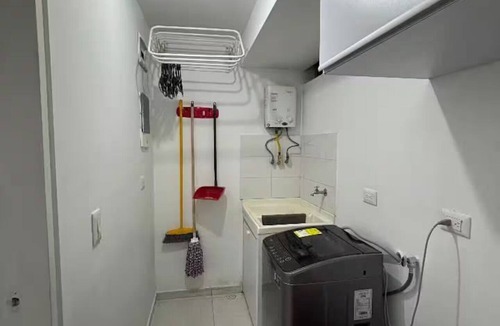 Piedecuesta Condo | Casa de Lujo en Envigado 300 m²Vista + Privacidad