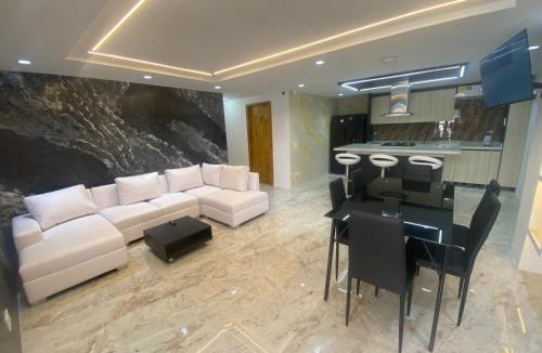 Cartagena District Apartment | Casa de lujo en barrio popular