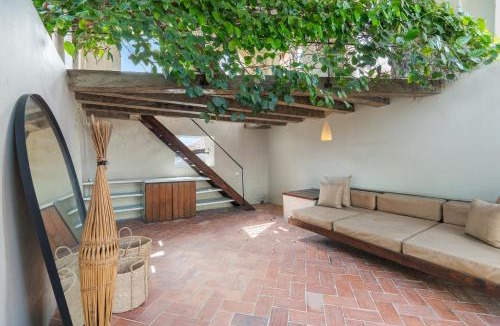 Centro House | Casa Del Dragón - Modern Colonial Vacation Home, Cartagena