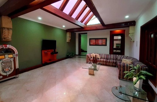 Cali House | Casa Familiar Veraneras DE SAN Fernando