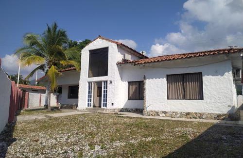 Papare House | Casa grande Santa Marta, con Playa Privada