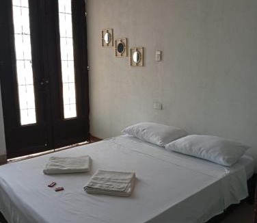 Lejanias Apartment | CASA HOTEL EL PRADo