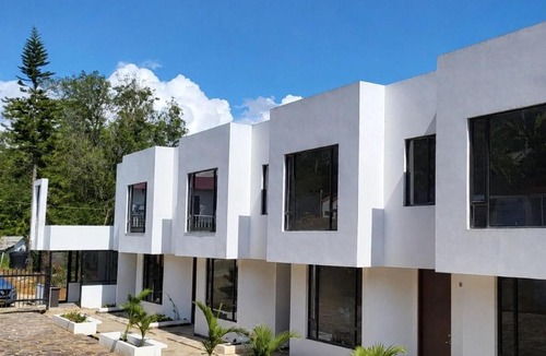 Tenza House | Casa moderna con vista al Cerro de Somondoco