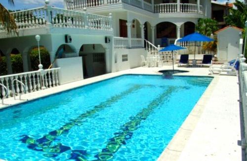 Melgar House | Casa Quinta Privada en Condominio la Estancia en Melgar