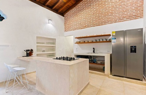 Cartagena Walled City Villa | Casa Sol - Villa in Getsemaní with Large Pool