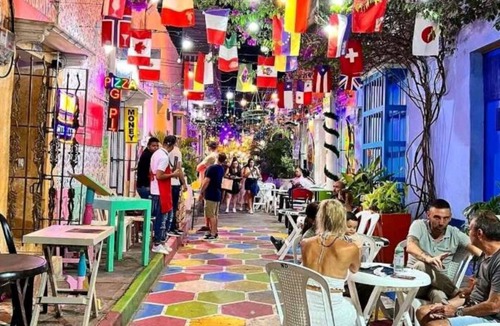 Cartagena Walled City House | Charming 3-bedroom house with AC, WiFi in enchanting Cartagena de indias