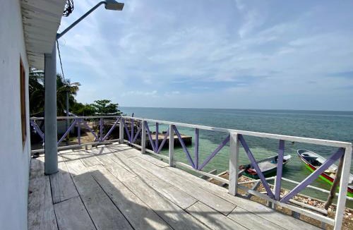 Isla Mucura Hotel | Cherrado