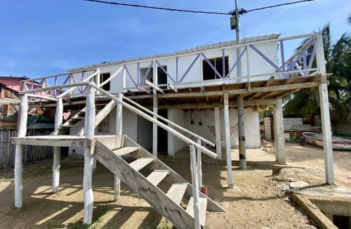 Isla Mucura Hotel | Cherrado