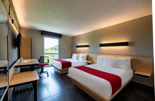 Cali Hotel | City Express Plus by Marriott Cali Colombia