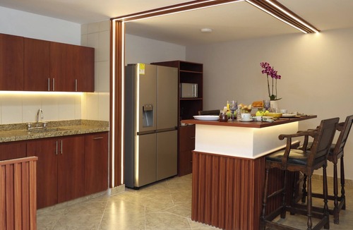 Laureles - Estadio House | Close to everything you need