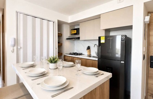 Torices Apartment | Coconut Palm | City Views, Marbella Beach & Pool