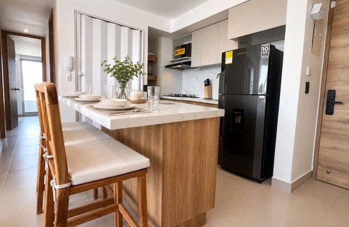 Torices Apartment | Coconut Palm | City Views, Marbella Beach & Pool