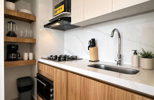 Torices Apartment | Coconut Palm | City Views, Marbella Beach & Pool