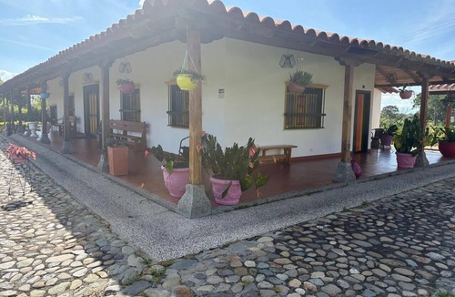 Circasia Hotel | Coffee farm 15 minutes from the coffee park
