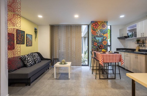La Candelaria House | Color, culture, and comfort by Medellín’s tram