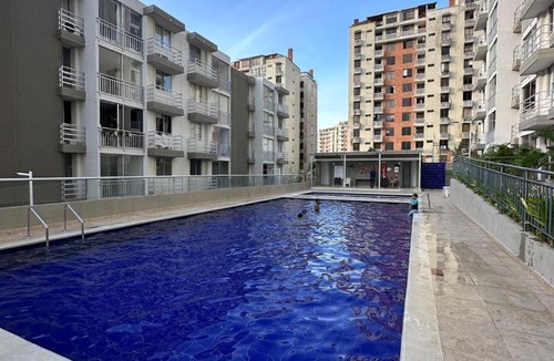 Miramar Apartment | Comfortable 2 bedroom apartment with pool in Miramar